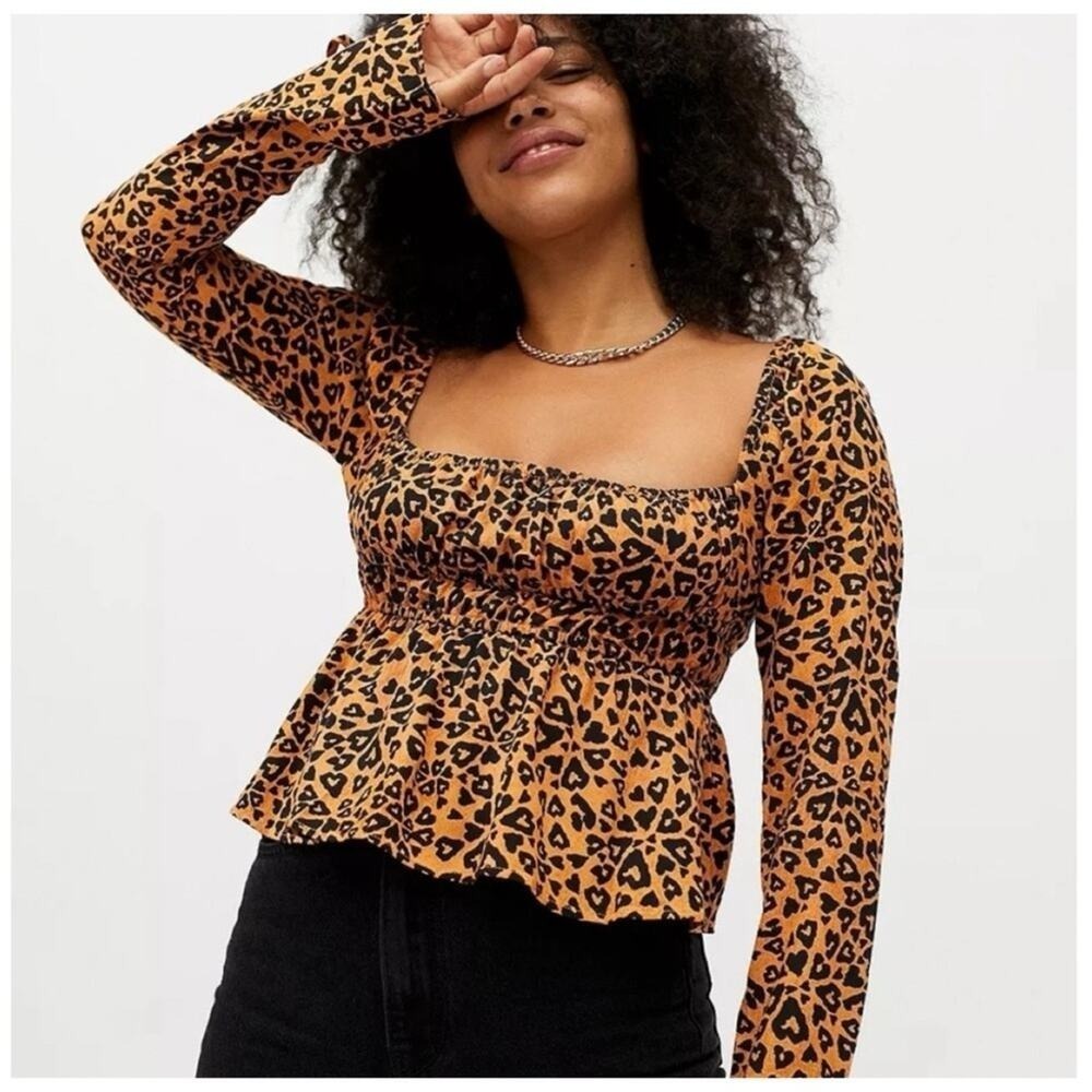 Urban Outfitters Ava Smocked Long Sleeve Peplum Heart Top Women's M Coquette